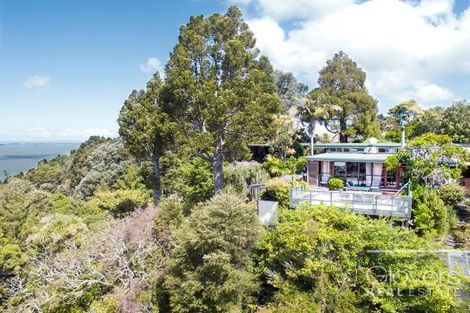 Photo of property in 94 Otitori Bay Road, Titirangi, Auckland, 0604