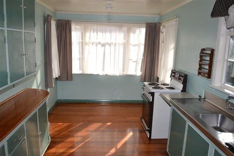Photo of property in 14 Salisbury Avenue, Terrace End, Palmerston North, 4410