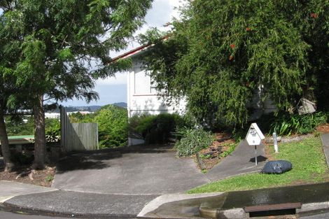 Photo of property in 5 Shona Place, Henderson, Auckland, 0612