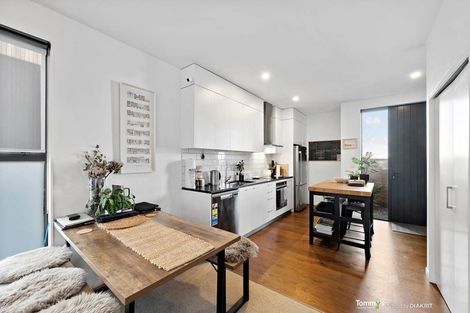 Photo of property in 20u3 Trent Street, Island Bay, Wellington, 6023