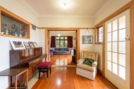 Photo of property in 81 Beauchamp Street, Karori, Wellington, 6012