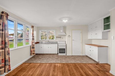 Photo of property in 55 Wilson Street, Waverley, 4510