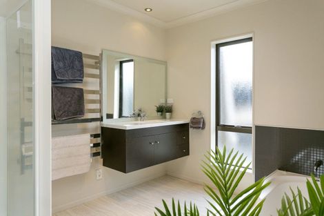 Photo of property in 122 Parekaawa Drive, Motuoapa, Turangi, 3382