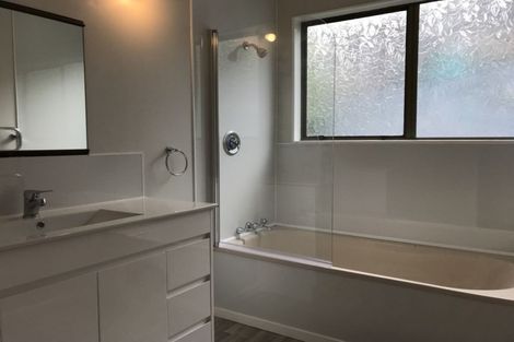 Photo of property in 18 Mercury Way, Whitby, Porirua, 5024