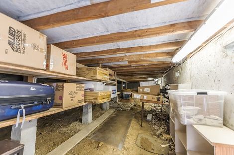 Photo of property in 5 Ridd Crescent, Karori, Wellington, 6012