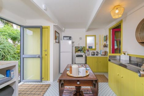 Photo of property in 9 Kenneth Avenue, Whitianga, 3510