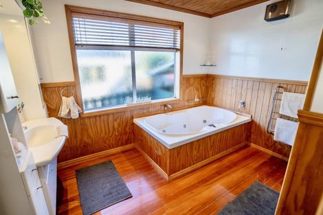 Photo of property in 32 Edna Street, Ocean View, Dunedin, 9035