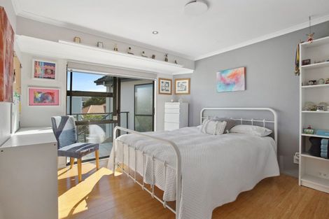 Photo of property in 21 Waller Avenue, Bucklands Beach, Auckland, 2012