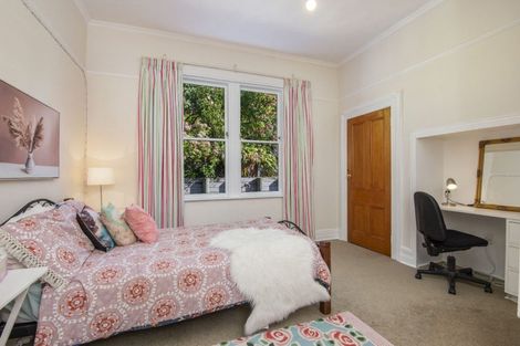 Photo of property in 28 Garfield Avenue, Roslyn, Dunedin, 9010