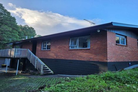 Photo of property in 69 Holland Road, Hillcrest, Auckland, 0627