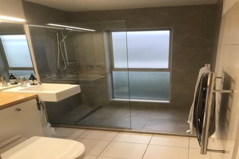 Photo of property in 3/16 Oriental Terrace, Oriental Bay, Wellington, 6011