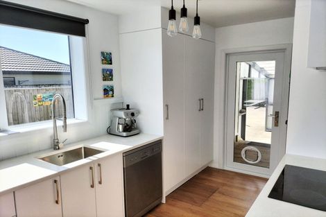 Photo of property in 27 Seabury Avenue, Foxton Beach, Foxton, 4815