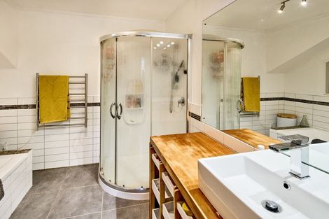 Photo of property in 12 Cullen Place, Tawa, Wellington, 5028