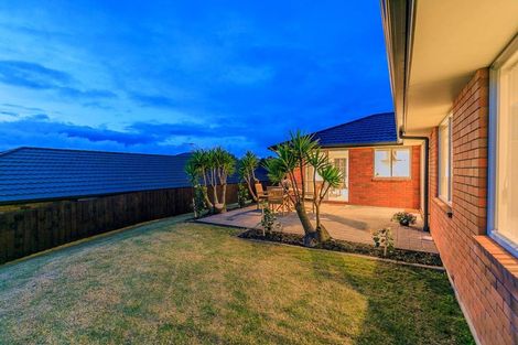 Photo of property in 36 Nimstedt Avenue, Oteha, Auckland, 0632