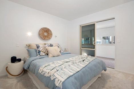 Photo of property in 28 The Mall, Mount Maunganui, 3116