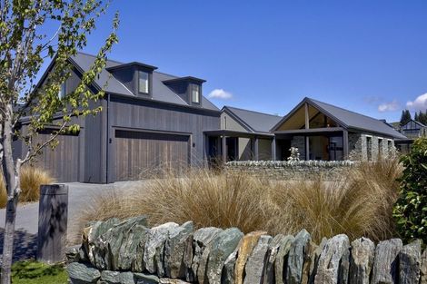 Photo of property in 9 Harvest Lane, Arrowtown, 9371