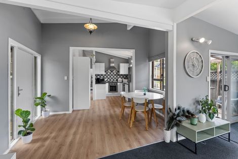 Photo of property in 48 Campbell Avenue, Paraparaumu, 5032