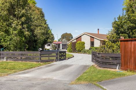 Photo of property in 4 Woodfield Place, Woodend, 7610