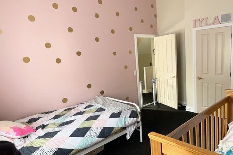 Photo of property in 162u6 Aro Street, Aro Valley, Wellington, 6021