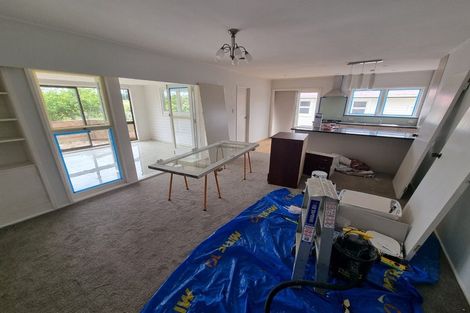 Photo of property in 30 Laureston Avenue, Papatoetoe, Auckland, 2025