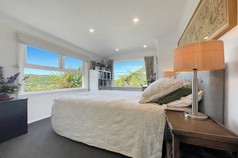 Photo of property in 28 Montgomery Avenue, Karori, Wellington, 6012
