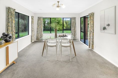 Photo of property in 17 Montrose Crescent, Huntington, Hamilton, 3210