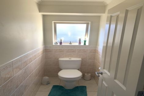 Photo of property in 15 Heathfield Avenue, Huntington, Hamilton, 3210