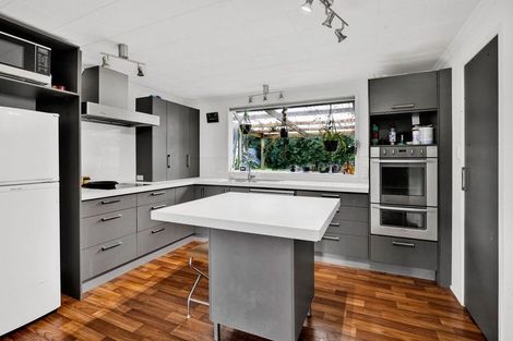 Photo of property in 2 Wood Street, Kakaramea, Patea, 4598