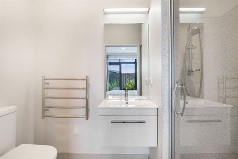 Photo of property in 6 Leadership Crescent, Papakura, 2110