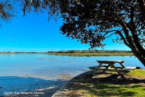 Photo of property in 66 Beresford Street, Bayswater, Auckland, 0622