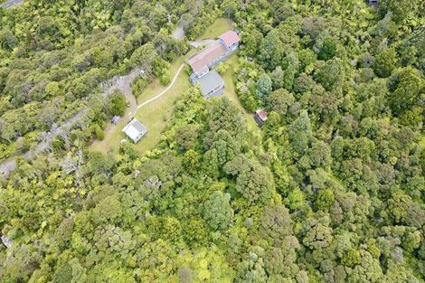 Photo of property in 18 Steam Hauler Track, Waitakere, Henderson, 0782