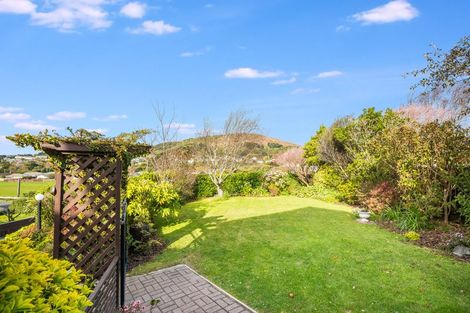 Photo of property in 351 Main Road, Tawa, Wellington, 5028