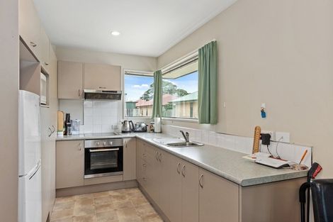 Photo of property in 1/295 Pages Road, Wainoni, Christchurch, 8061