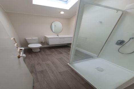 Photo of property in 32 Lake Crescent, Hamilton Lake, Hamilton, 3204