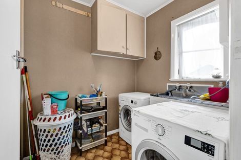 Photo of property in 13 Curtis Street, Stratford, 4332