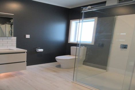 Photo of property in 12 Vista Crescent, Maoribank, Upper Hutt, 5018