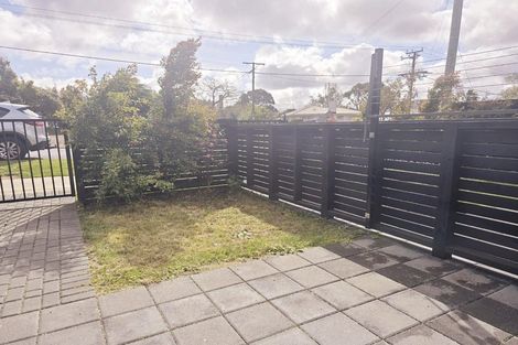 Photo of property in 2/66 Metcalfe Road, Ranui, Auckland, 0612