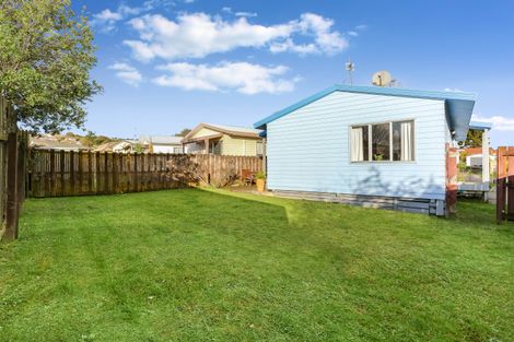 Photo of property in 38a Heathdale Crescent, Papakura, 2110