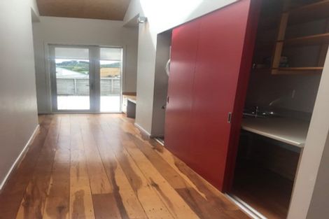 Photo of property in 2 Balmoral Terrace, Newtown, Wellington, 6021