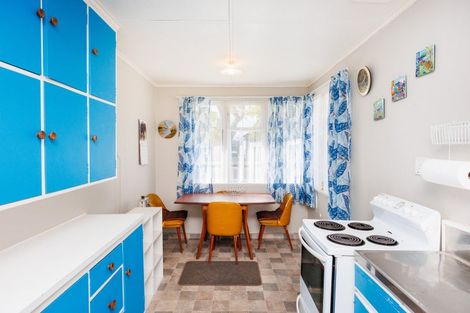 Photo of property in 18 Cardiff Street, Awapuni, Palmerston North, 4412