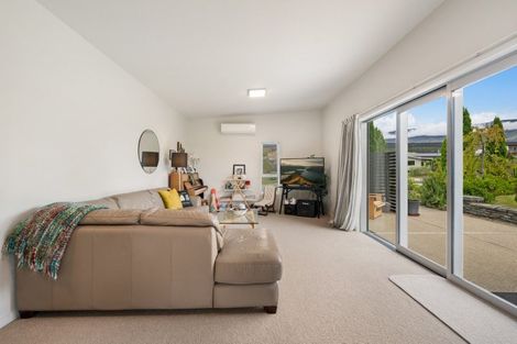 Photo of property in 16 Missy Crescent, Mount Pisa, Cromwell, 9383