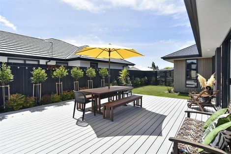 Photo of property in 22 Selfe Crescent, Burwood, Christchurch, 8083