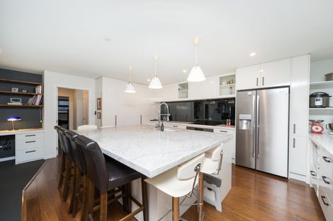 Photo of property in 22 Colombo Street, Hokowhitu, Palmerston North, 4410