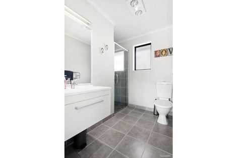Photo of property in 22 Tokerau Crescent, Pukekohe, 2120