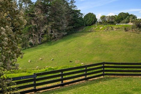 Photo of property in 219 Spur Road, Stillwater, Silverdale, 0993