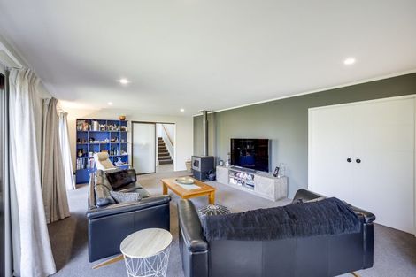 Photo of property in 1 Ewan Place, Taradale, Napier, 4112
