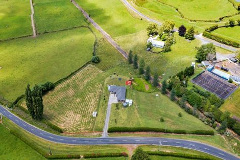 Photo of property in 26 Ahuroa Road, Toko, Stratford, 4392
