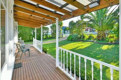 Photo of property in 233 Hill Road, The Gardens, Auckland, 2105