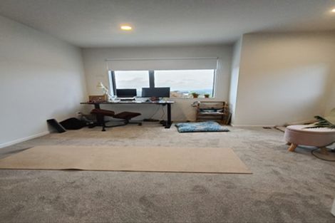 Photo of property in 1/9 Donovan Avenue, Massey, Auckland, 0614