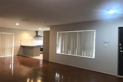 Photo of property in 7 John Broad Place, Flat Bush, Auckland, 2019